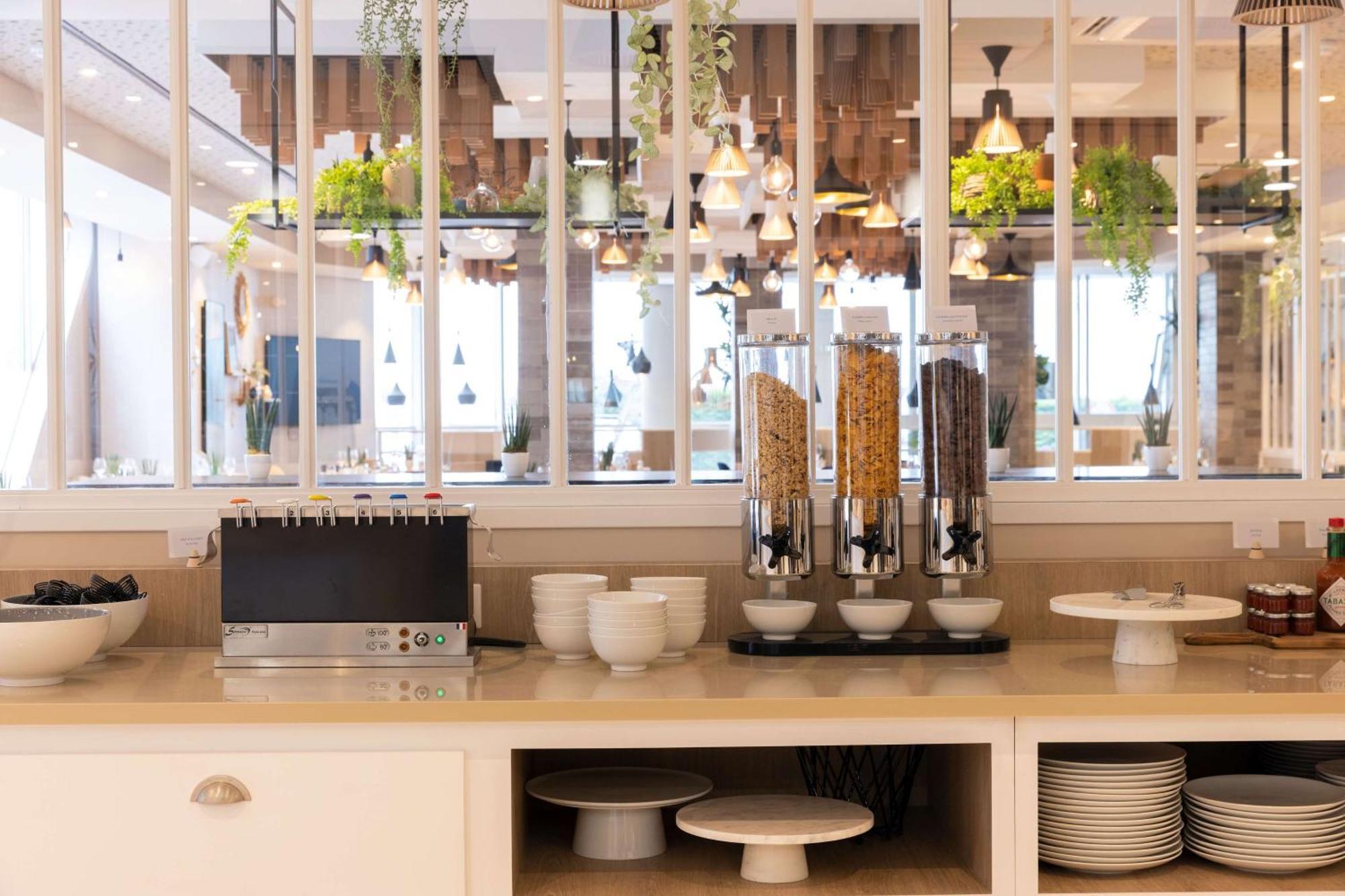 Hilton Garden Inn Le Havre Centre Экстерьер фото